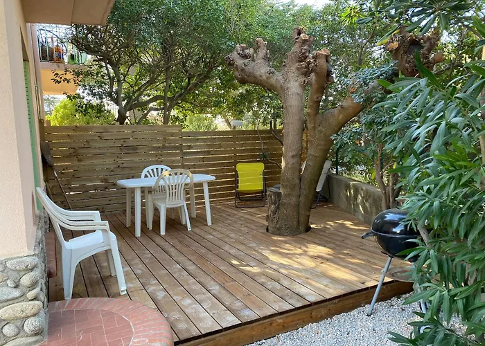 Studio Avec Parking Et Exterieur A 2 Min De La Plage